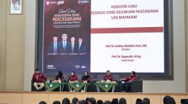 PERKENALKAN: Direktur Pascasarjana UIN Mataram Prof. Dr. Subhan Abdullah Acim, M.A., memperkenalkan tiga mahasiswi yang berasal dari Nigeria, Afganistan dan Sudan pada acara Orientasi Akademik Mahasiswa (OAM) Pascasarjana UIN Mataram pada Selasa (1/9) kemarin. 